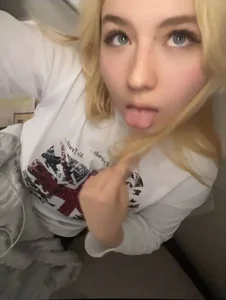 LatiaVandorp Caught in the Moment Bilde