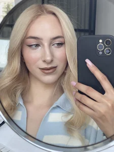 PassionAnn Just different me Foto 4