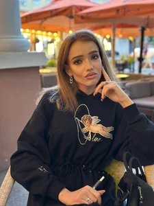 MonaEliza's photo