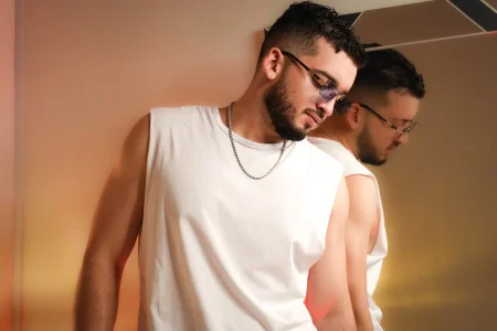 Logan_Wolf-js ME Poză 2