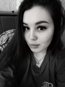 MolotovGirl01 1111 Pic 4