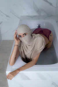 _Zahiira_ Sparkling bath Pic 5