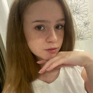 RebbeccaKhela No makeup, just me 💕 Pic 4