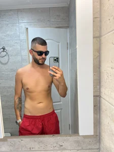 Pablo_Hornyguy95 Summer Mode Foto 4
