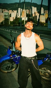 Alanrodgersのhot and elegant photos 😏🔥の 9枚の写真