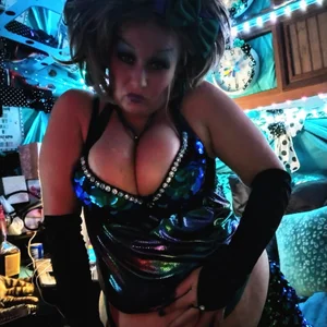 snazzyteez@xh Public Pic 8