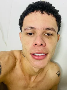 LuiguiMoore Public Pic 4