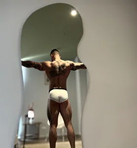 DimitriSullivan_ 💦 Bilde