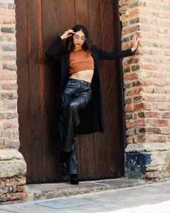 EmmaClark__Public图片 3