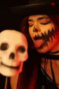 Shaina_Monroe: Halloween ( 6 фото)