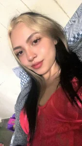 Cherryhot3 Public Immagine  6