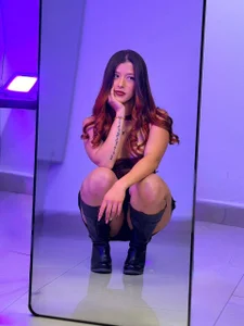 MODEL od ALLY_ROSE_EC  5 snímek