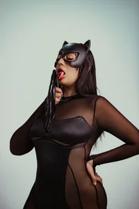 saraycollinsのcollins mischievousの 7枚の写真