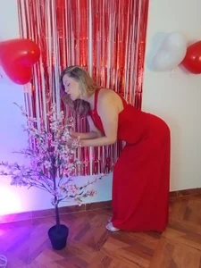 Chanelll_Taylorr_ kullanıcısının Happy Valentine's Day albümü -  4 fotoğraf