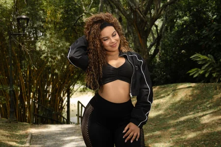 AlesiaCooper Happy and calm Εικόνα 3