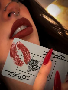 LarisaSmirnov Red Queen Billede 6