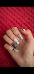 MelissaMelrey How do you like my new manicure? Pic 2