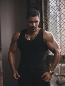 Valentino_Dosantos_ Latino Boy Immagine  5