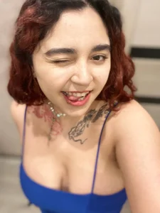 Why can't I see you in the mirror? od _Mary_Me  5 snímek