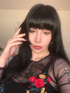 ElisaGoth Just me 🖤​🦇​ slika 2