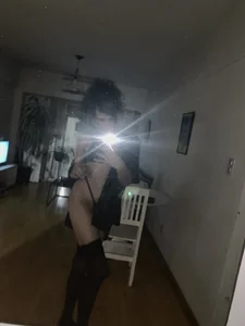 witchelara's XXX Nude Photo 2