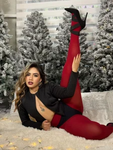 AnnieMonroe1 kullanıcısının Glamorous Christmas ! ♥ albümü -  2 fotoğraf