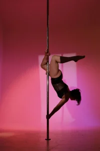 EveLibston poledance Εικόνα 2