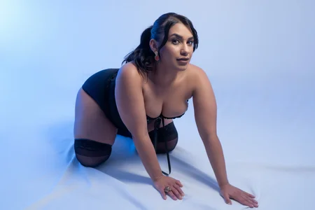 Lia_Blake_ A real lady 🌸 Immagine 