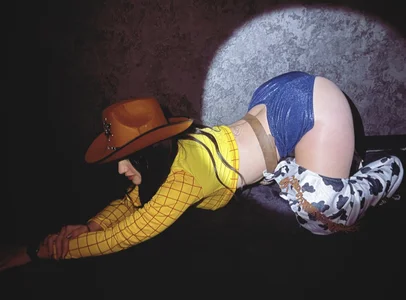 BILIE_ROUSE1 Happy Halloween 🎃👻 Hình