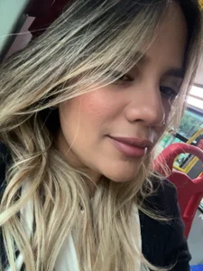 AnnieSinclair Public slika 6