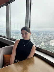 Daniels_Beth Public Pic 5