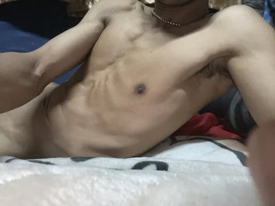 Nunnm Hi Hình