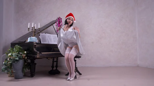 Danacougar Happy NY Immagine  6