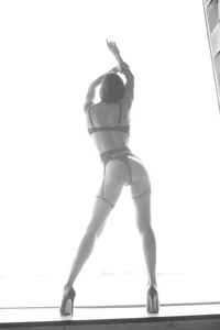 Mila_May_ Public รูป  7