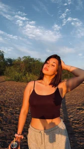 LaylaSunshinee Public 圖片 6