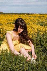 Zoe_Vee Yellow Dress in Bloom 圖片 3