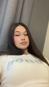 AlissMeows Cool Pic 3