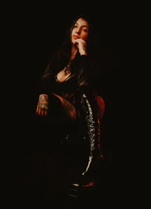 ghostwomaan Public Pic