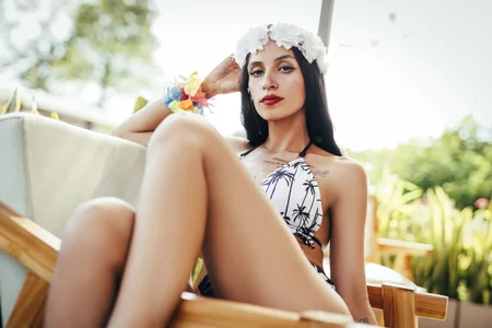 ChanelAdamss_ 🌴🌼 ALOHA Pic