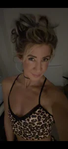 Bratty-Blonde55 Public Pic 6