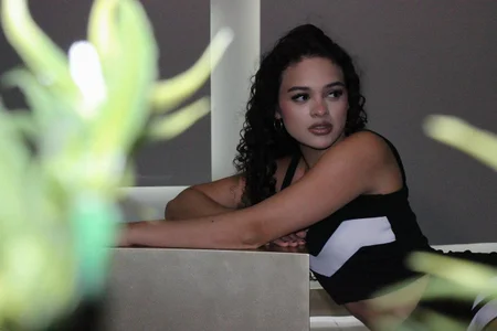 PaulinaSaint Sexy geometry Pic 4