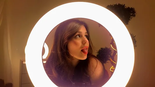 EthalGold Cutie Lilly Pic