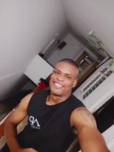 Cesar_113s XXX nøgenfoto 3