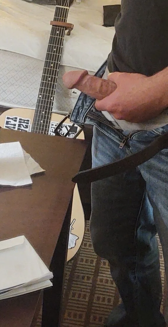 FrizkyBiz Populært foto 8084