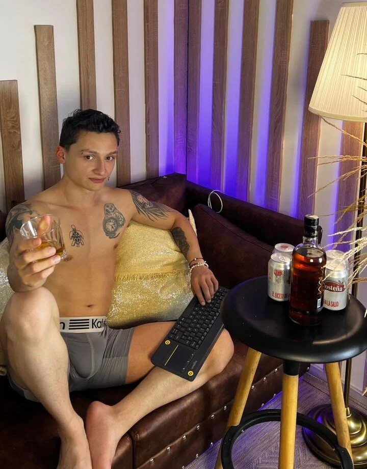 DIEGO_JONES Poză populară 9650