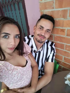 chris_megandoll couple chemistry Pic