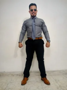 KalethBigDick: gray and blach suit ( фото)