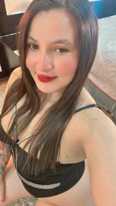 JuliaDavis_1 Hot and perverse 🥵 Foto 3