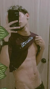 YOUNG_BOYS_HELL Public 사진