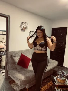 karla_hotgirl Public Pic 3